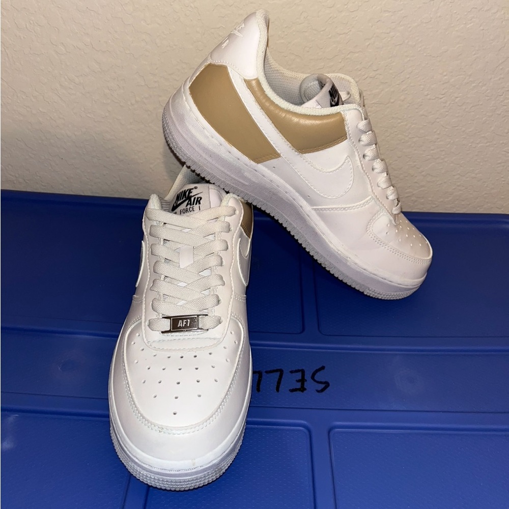 Brand New Nike AF1. Custom color: cappuccino